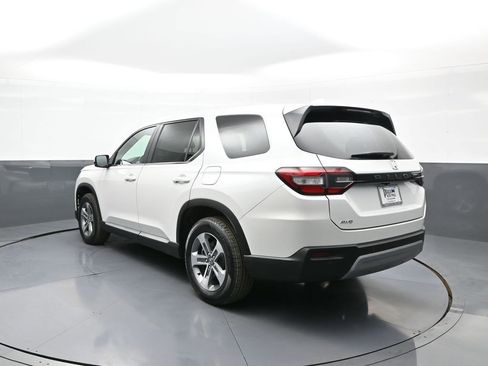 Used 2023 Honda Pilot EX-L image 8