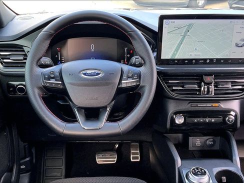 Used 2024 Ford Escape ST-Line w/ Tech Pack #1 image 5