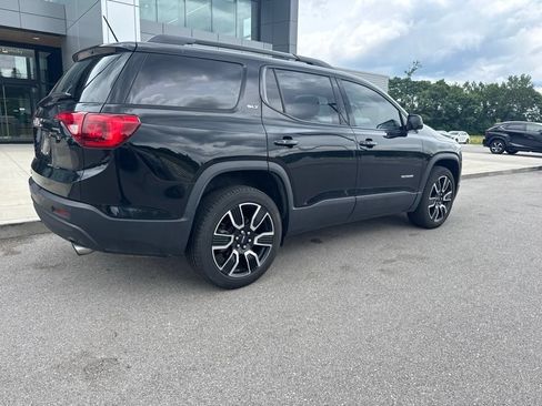 Used 2019 GMC Acadia SLT w/ Black Edition FWD image 3