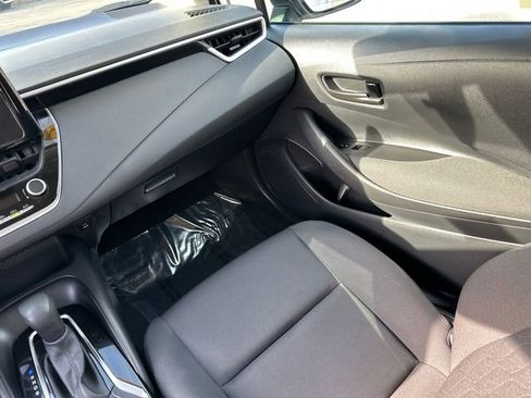 Used 2024 Toyota Corolla LE FWD image 22