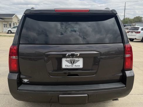 Used 2017 Chevrolet Tahoe LT w/ LT Signature Package AWD/4WD image 7