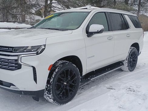 Used 2023 Chevrolet Tahoe Premier image 3