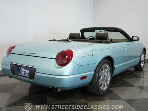 Used 2002 Ford Thunderbird image 11
