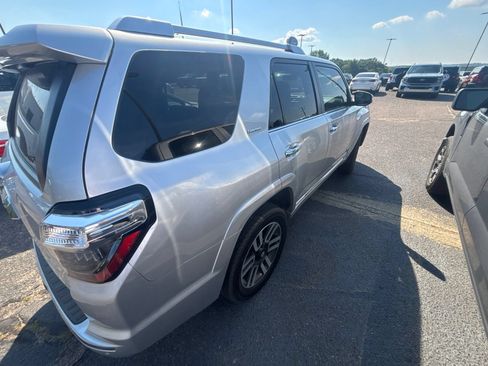 Used 2023 Toyota 4Runner Limited AWD/4WD image 10