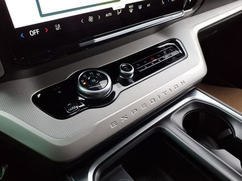 New 2026 Ford Expedition Max Active AWD/4WD image 26