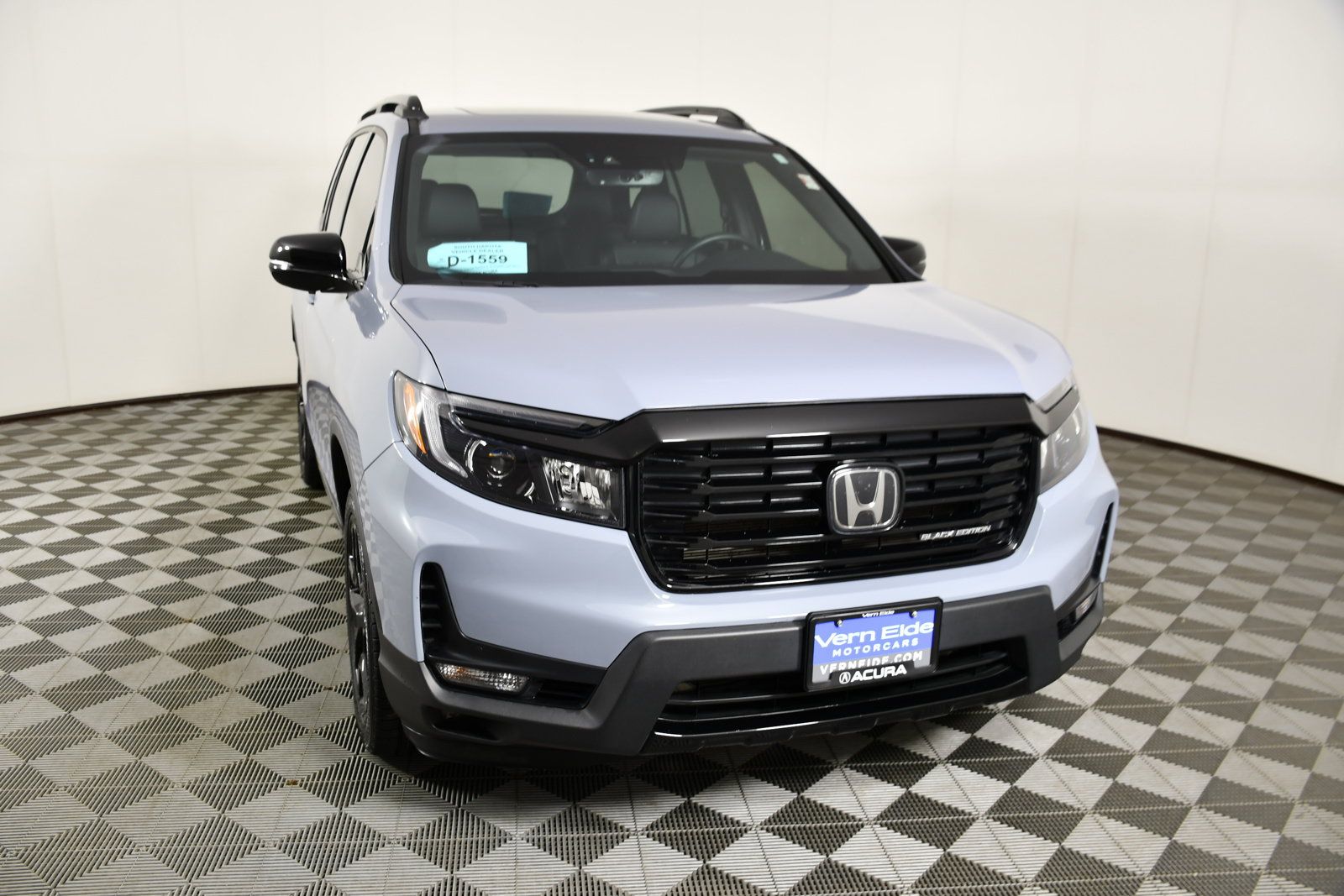 Used 2024 Honda Passport Black Edition image 3