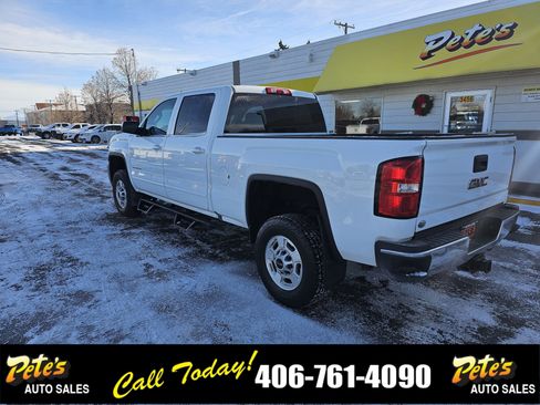 Used 2017 GMC Sierra 2500 SLE image 2