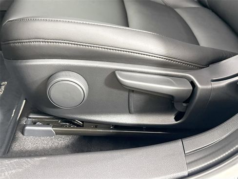 Used 2026 MAZDA MAZDA3 s Sport image 27