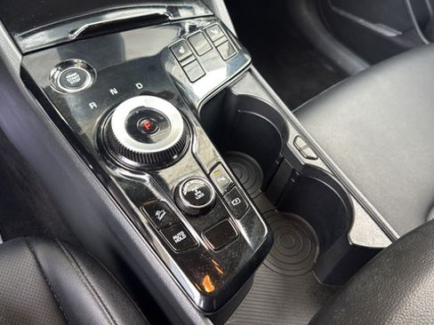 Used 2025 Kia Sportage EX AWD/4WD image 19