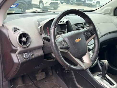 Used 2015 Chevrolet Sonic LTZ FWD image 10