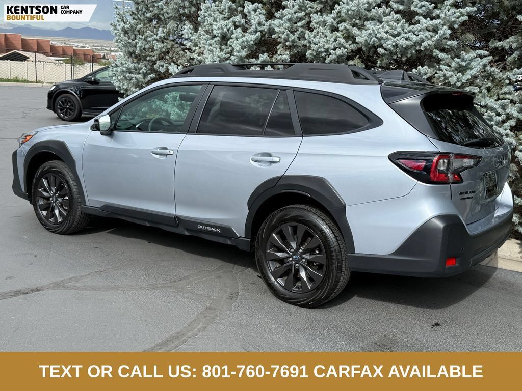 Used 2025 Subaru Outback Onyx Edition AWD/4WD image 5