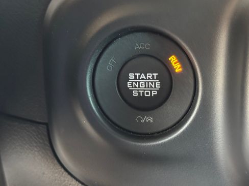 Certified 2022 Jeep Wrangler Rubicon AWD/4WD image 25