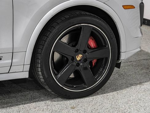 Used 2016 Porsche Cayenne GTS image 75