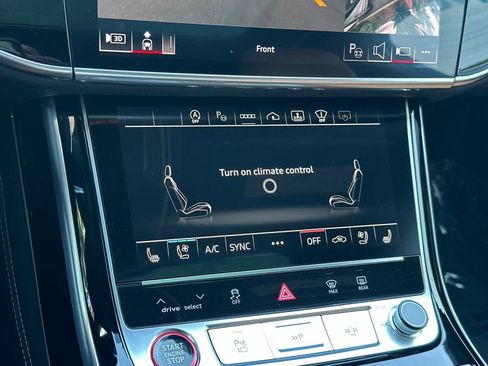 Used 2024 Audi S8 image 19