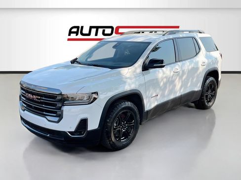 Used 2023 GMC Acadia AT4 w/ Technology Package AWD/4WD image 3