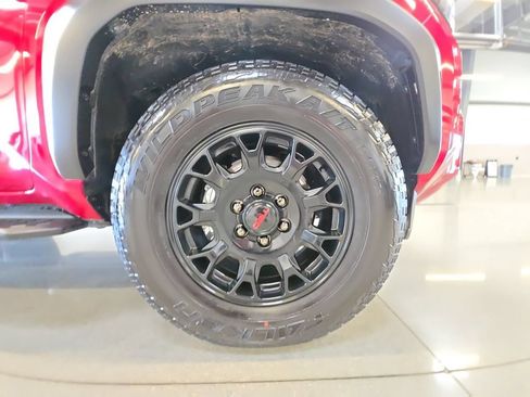Used 2026 Toyota 4Runner TRD Off-Road Premium AWD/4WD image 29
