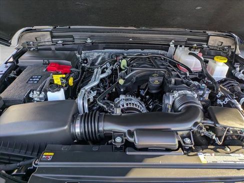 Certified 2025 Jeep Gladiator Sport image 21