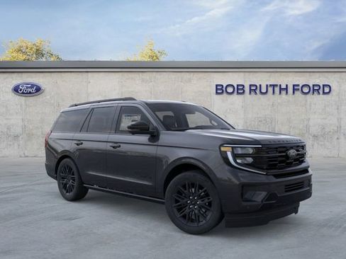 New 2026 Ford Expedition Platinum w/ Stealth Appearance Package AWD/4WD image 2