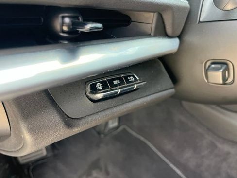 Used 2023 Chevrolet Corvette Z06 RWD image 18