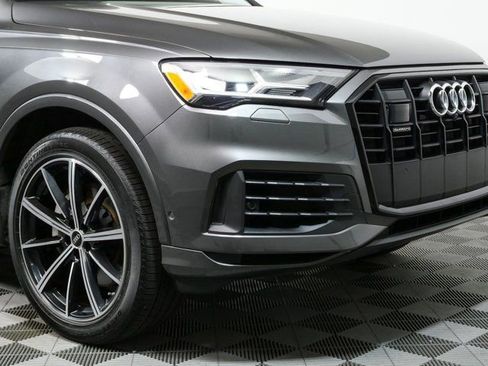 Used 2023 Audi Q7 3.0T Premium Plus w/ Premium Plus Package AWD/4WD image 39