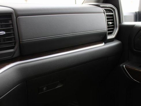 New 2025 GMC Sierra 2500 SLE AWD/4WD image 33