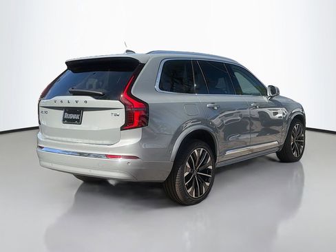New 2026 Volvo XC90 T8 Ultra w/ Protection Package Premier AWD/4WD image 7