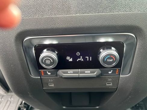 New 2026 GMC Yukon AT4 w/ AT4 Premium Package AWD/4WD image 50