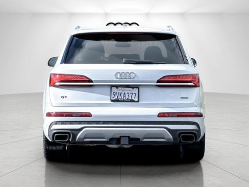 Certified 2025 Audi Q7 3.0T Prestige w/ Prestige Package image 4