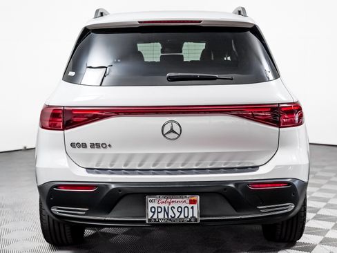 Certified 2024 Mercedes-Benz EQB 250+ image 7