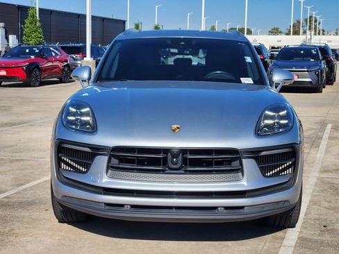 Used 2023 Porsche Macan S image 2
