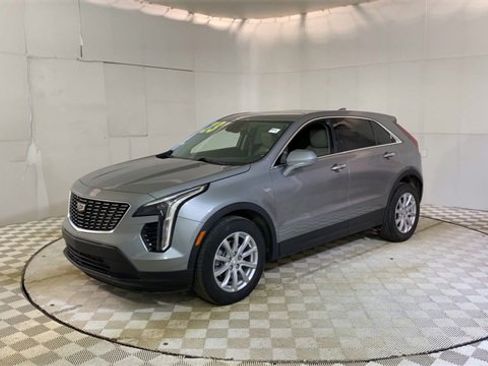 Used 2023 Cadillac XT4 Luxury image 4
