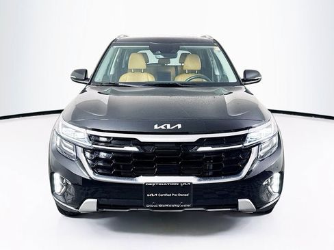 Used 2024 Kia Seltos SX w/ SX Sunroof Package AWD/4WD image 2