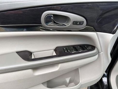 Used 2015 Buick Enclave Leather FWD image 15