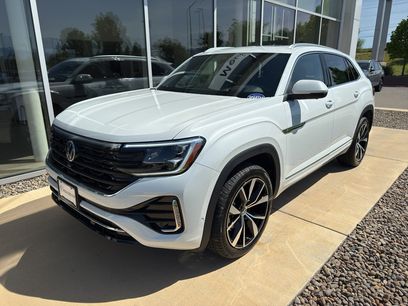 New 2025 Volkswagen Atlas Cross Sport SEL Premium R-Line