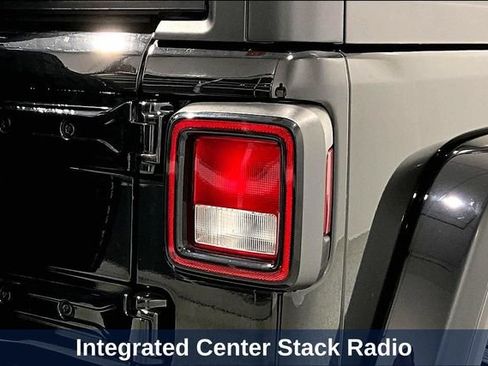 Used 2021 Jeep Wrangler Unlimited Sport AWD/4WD image 31