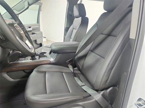 New 2026 GMC Sierra 1500 SLT w/ SLT Premium Plus Package image 19