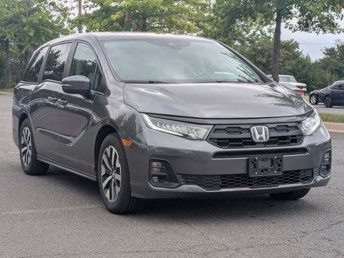 Used 2026 Honda Odyssey EX-L image 3