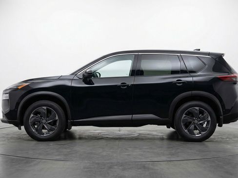 Used 2025 Nissan Rogue SV AWD/4WD image 5