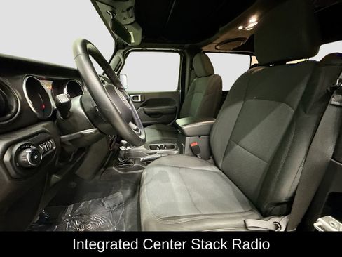 Used 2022 Jeep Wrangler Sport AWD/4WD image 10