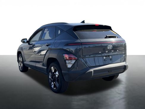 Used 2024 Hyundai Kona SEL AWD/4WD image 5