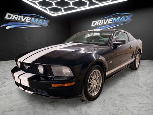 Used 2007 Ford Mustang GT RWD image 1