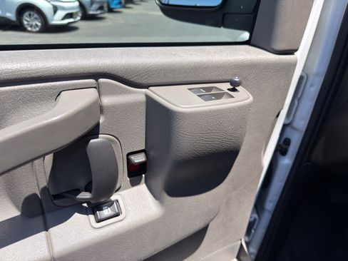 Used 2024 GMC Savana 2500 w/ Driver Convenience Package RWD image 23