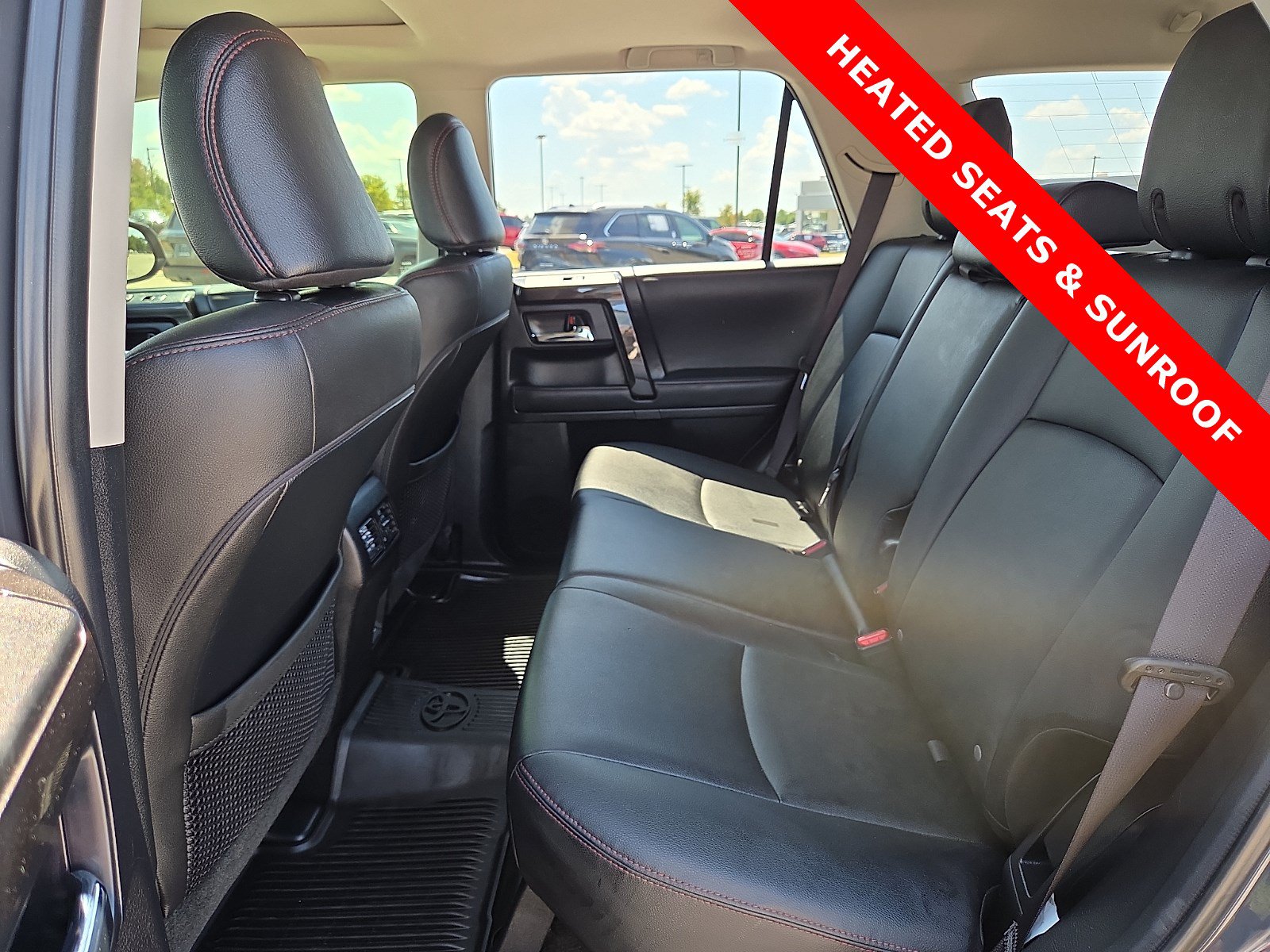 Used 2024 Toyota 4Runner TRD Off-Road Premium w/ Moonroof Package AWD/4WD image 10