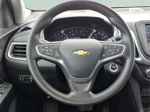 Used 2023 Chevrolet Equinox LT image 22