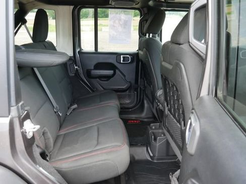 Used 2021 Jeep Wrangler Unlimited Rubicon AWD/4WD image 25