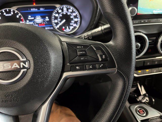 Used 2024 Nissan Sentra SV FWD image 28