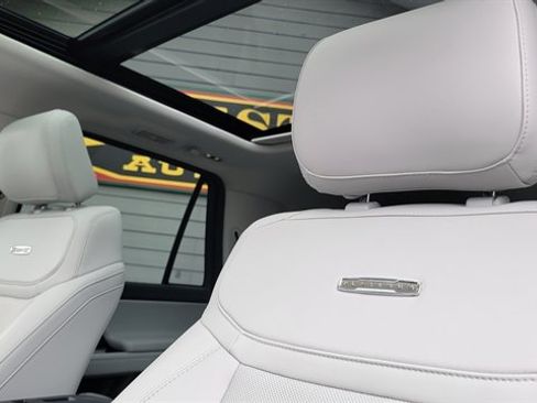 Used 2025 Ford Expedition Max Platinum image 25