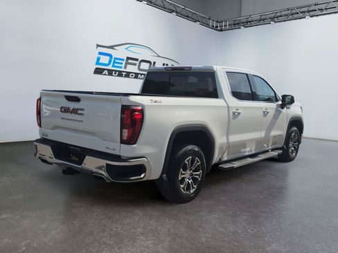 Used 2024 GMC Sierra 1500 SLE w/ Preferred Package AWD/4WD image 3