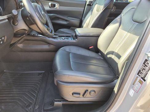 Used 2023 Kia Sorento X-Line EX AWD/4WD image 17