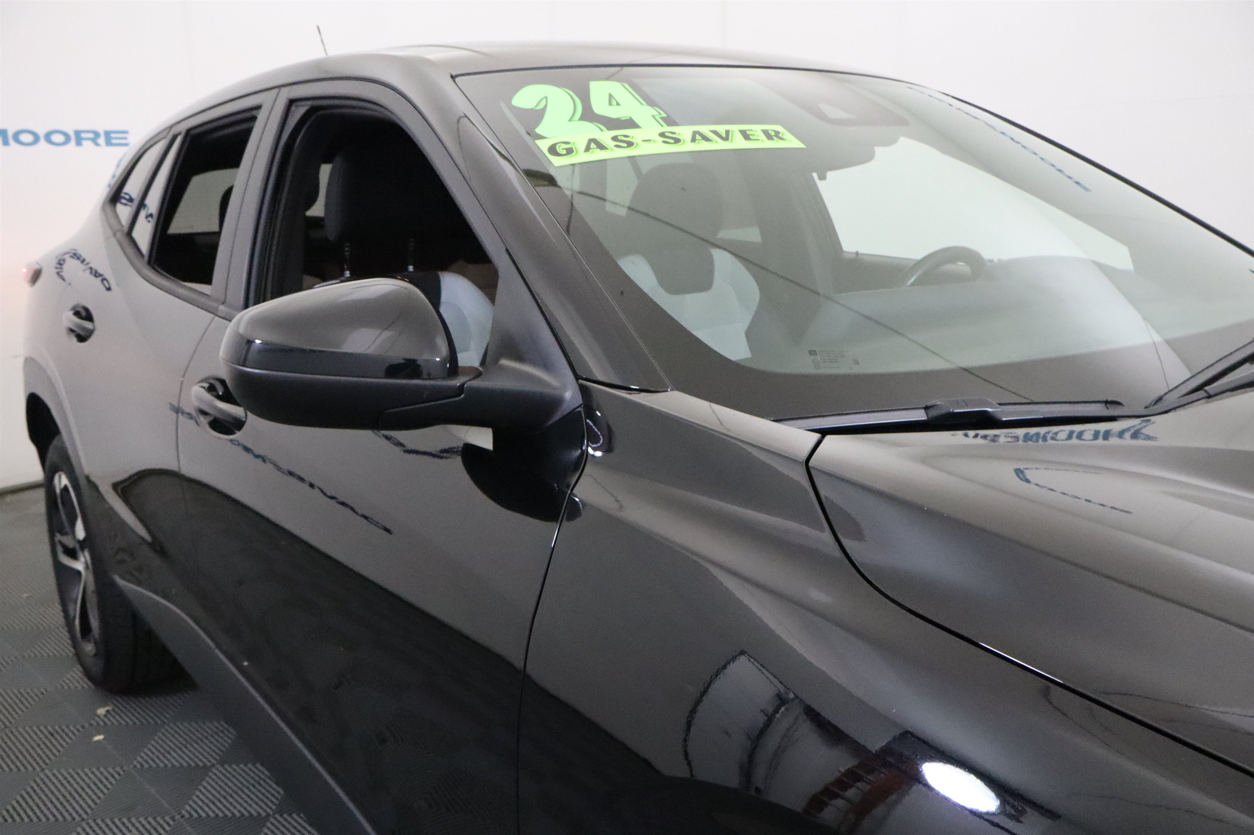 Used 2024 Chevrolet Trax RS FWD image 4